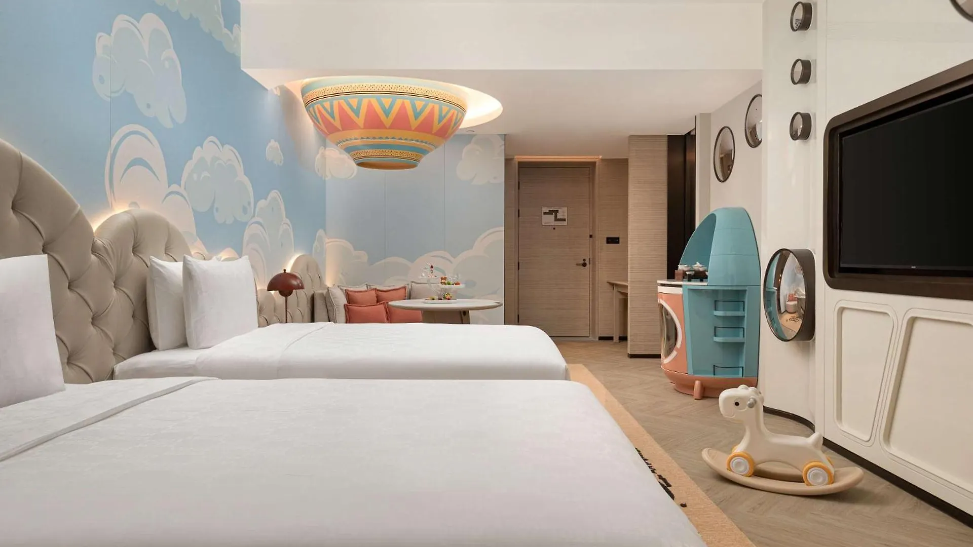 *****  Hualuxe Sanya Yalong Bay Resort Kina