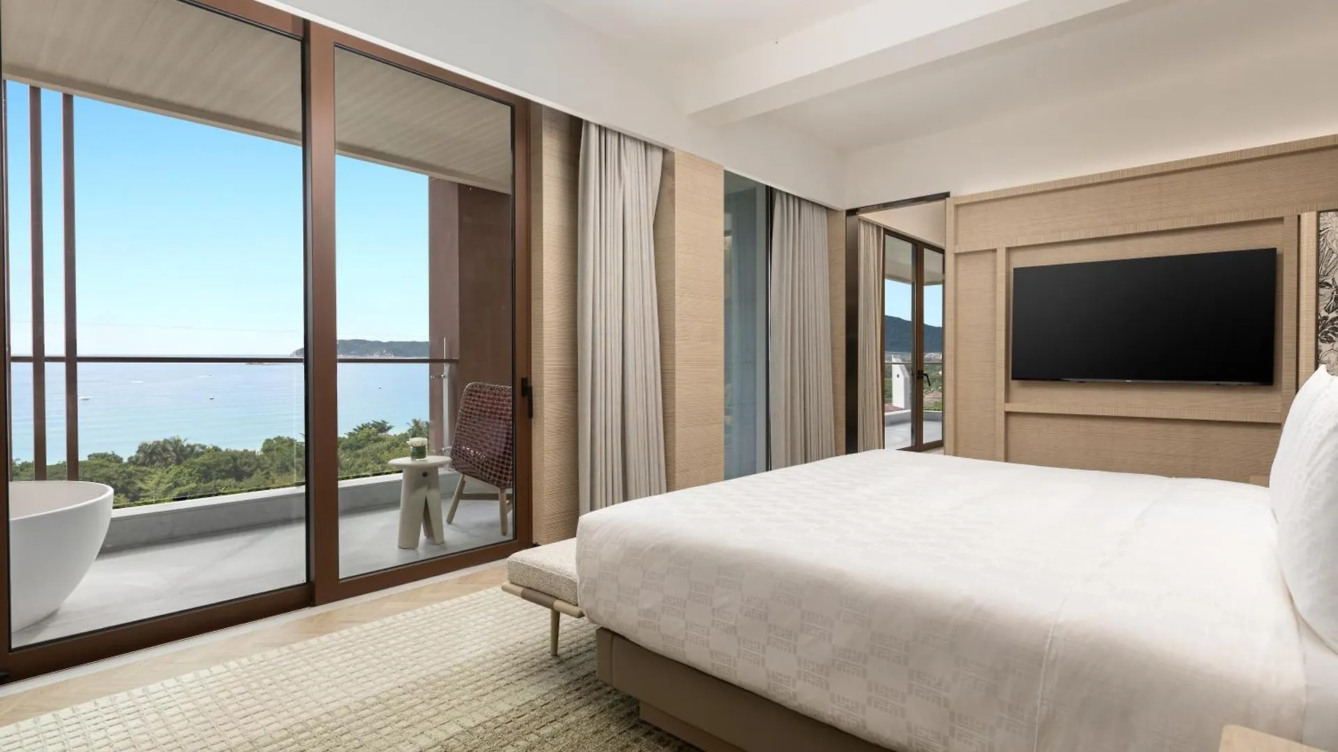 *****  Hualuxe Sanya Yalong Bay Resort Kina