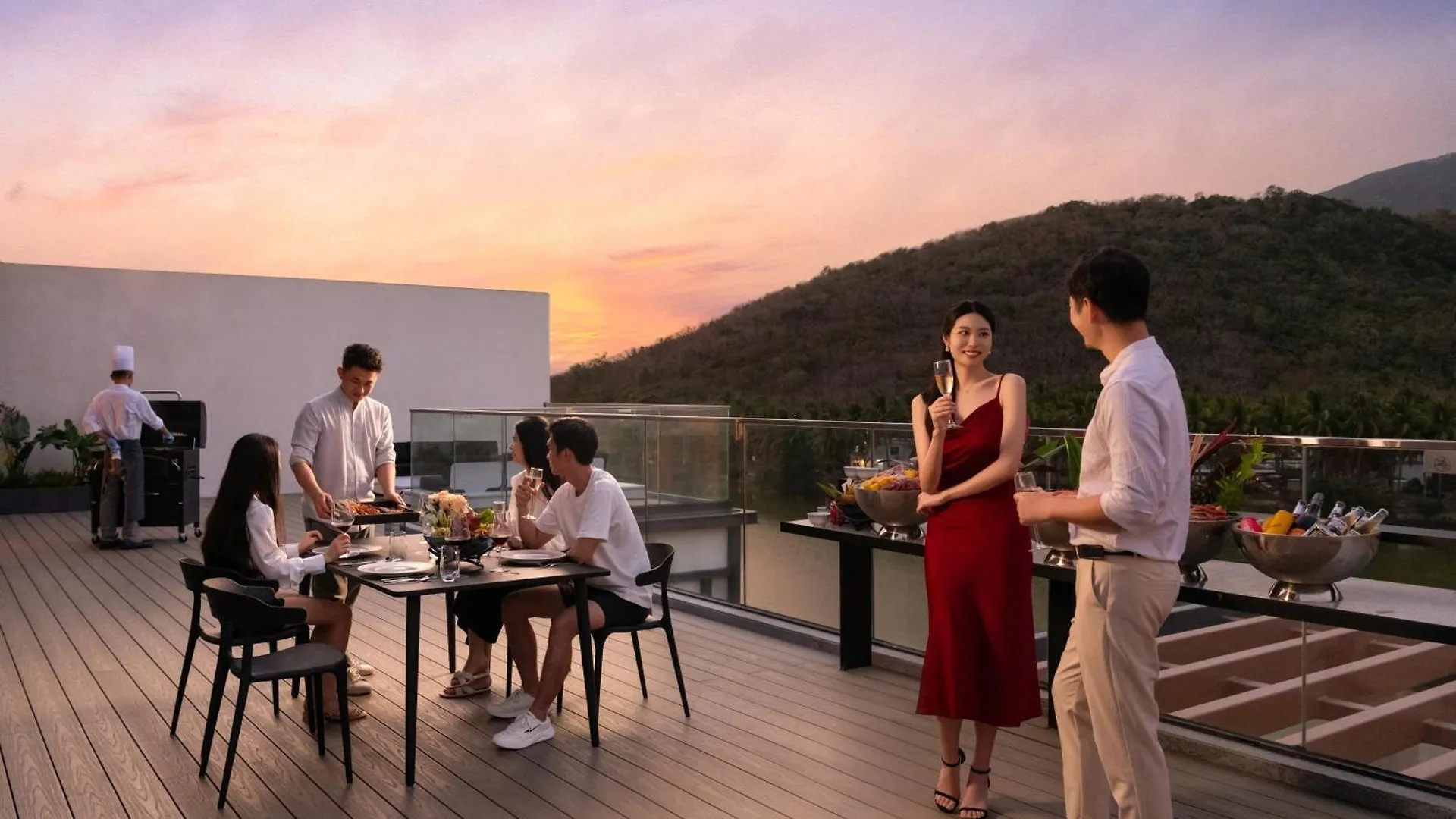 Hualuxe Sanya Yalong Bay Resort