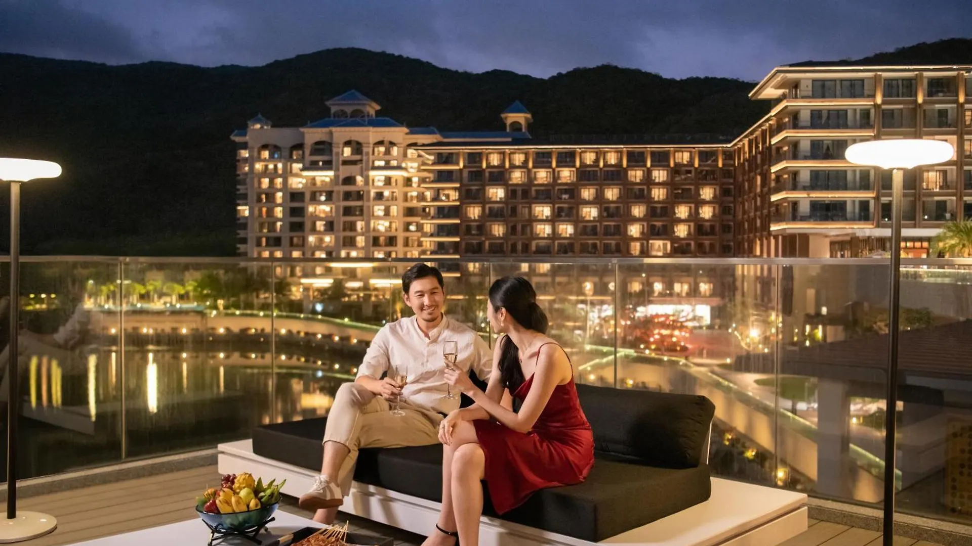 Hualuxe Sanya Yalong Bay Resort