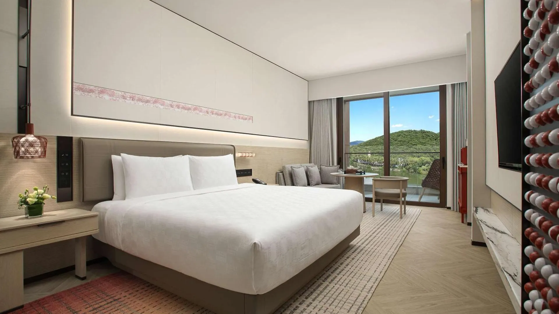 Hualuxe Sanya Yalong Bay Resort