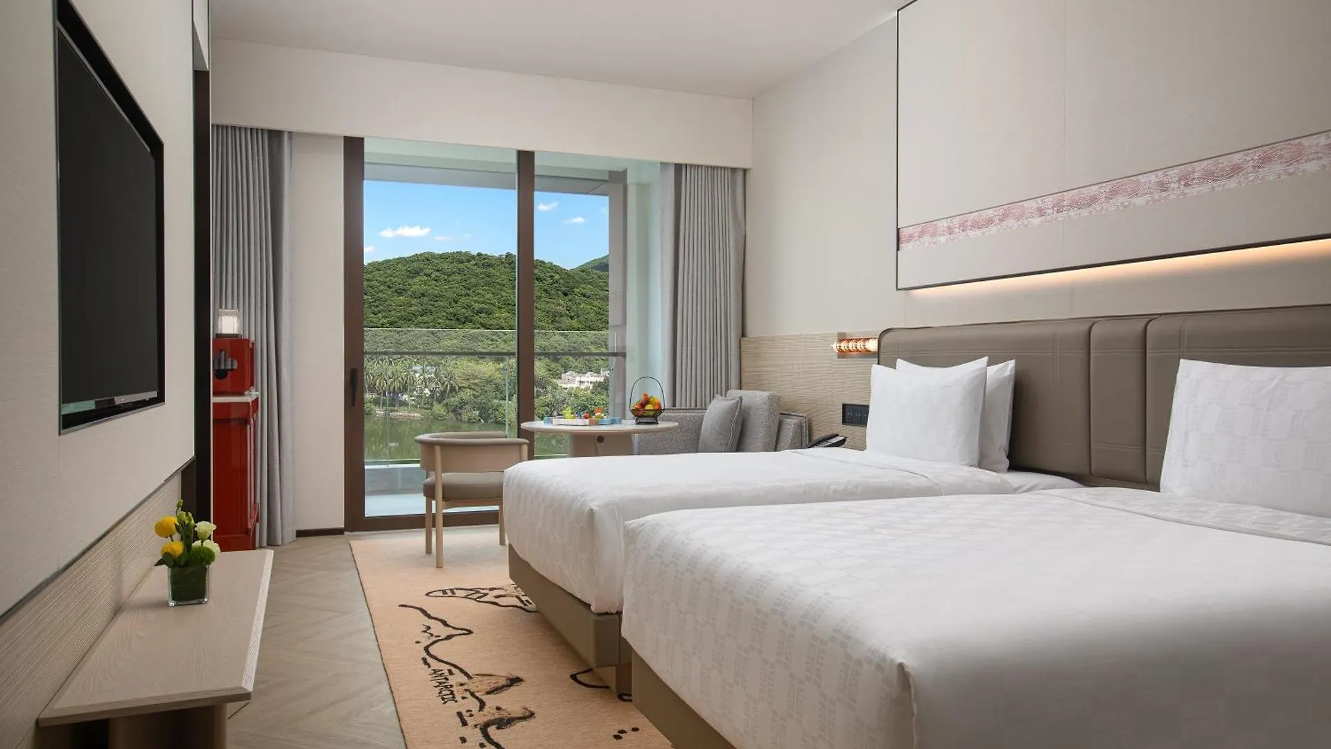 Hualuxe Sanya Yalong Bay Resort 5*,